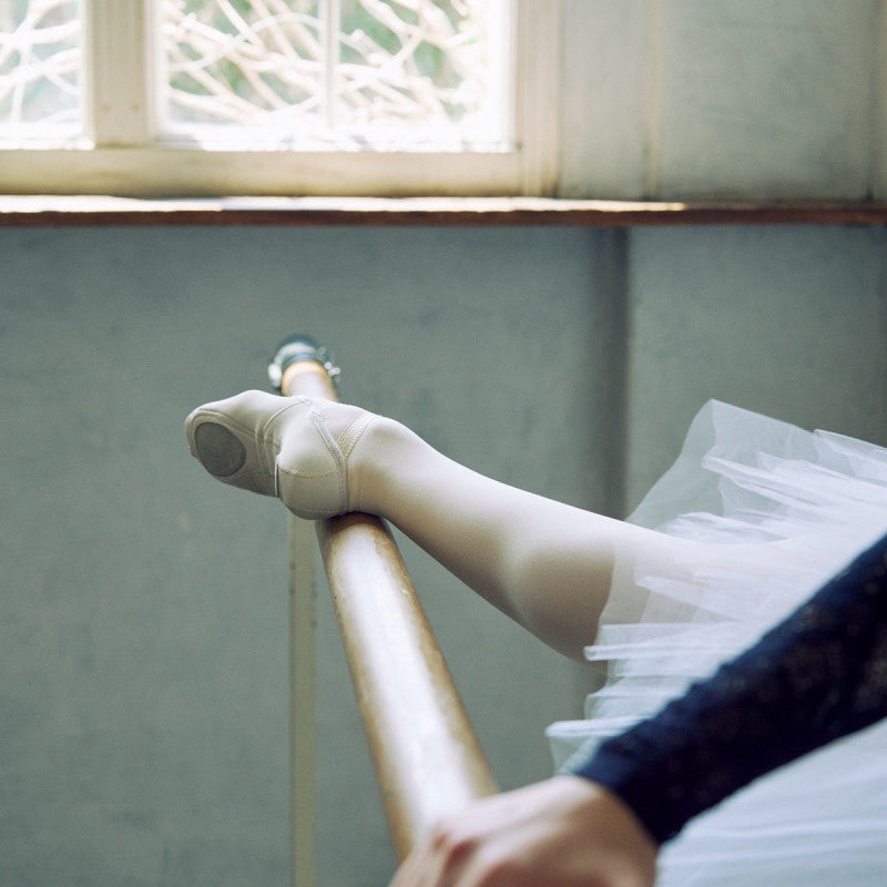 Chacott Arc STRETCH Split-Sole Ballet Shoes