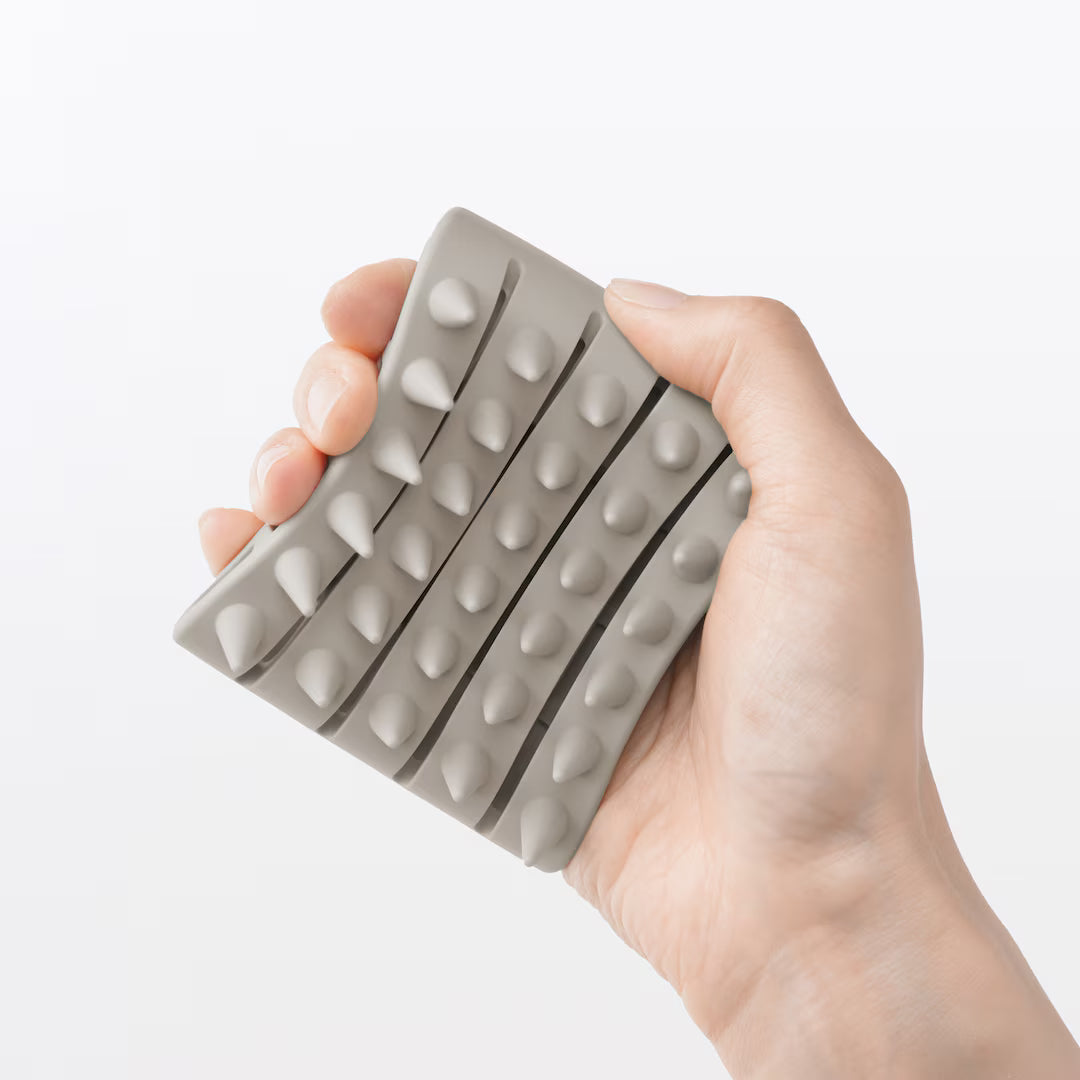 MUJI Silicone Scalp Care Shampoo Brush
