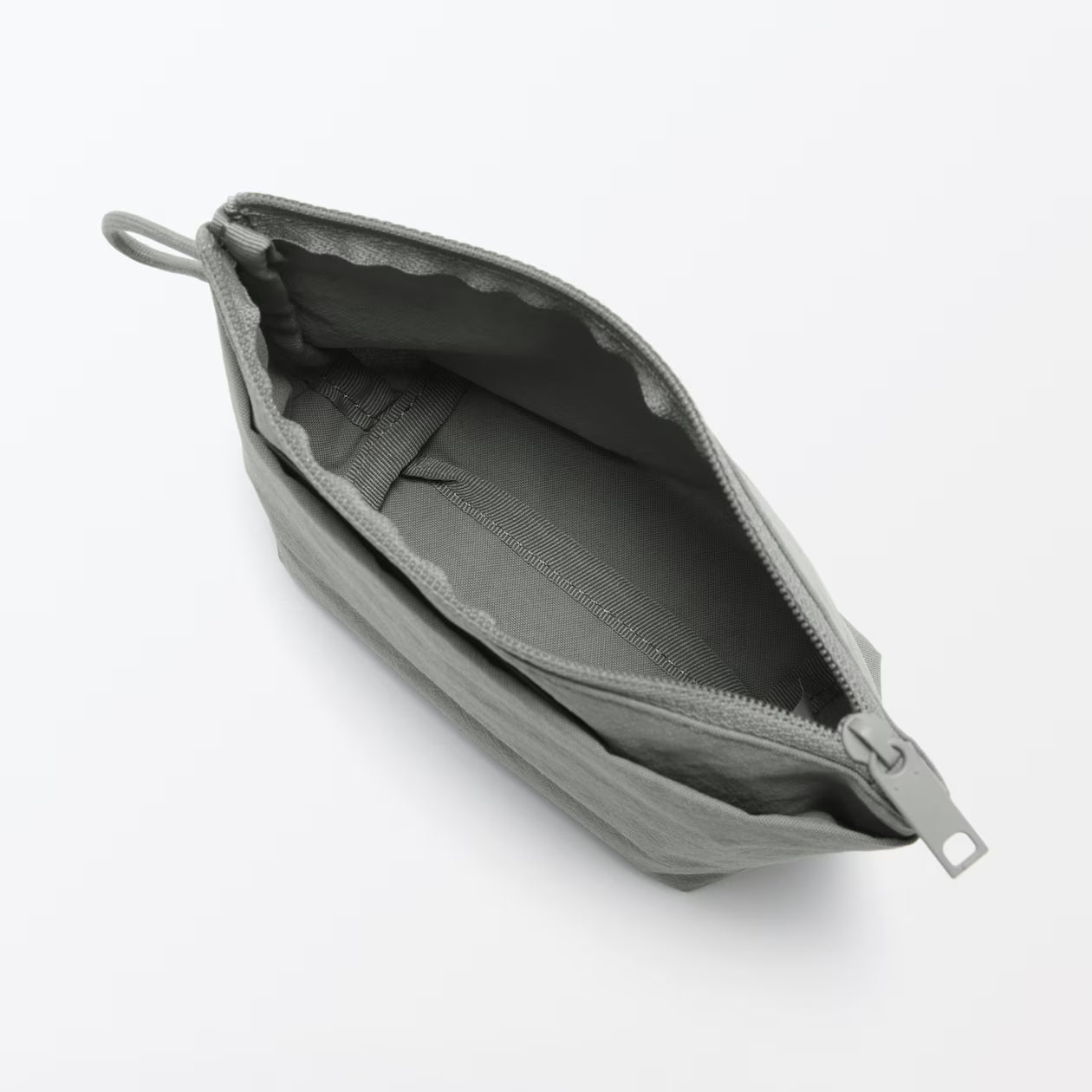 Muji Wrinkle Nylon Gusseted Pouch ５×１１×６ｃｍ