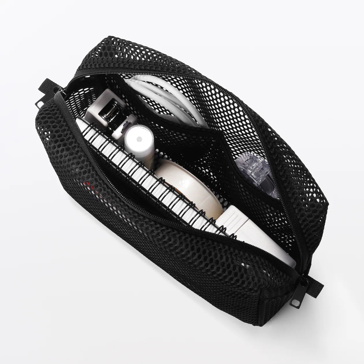 Muji 3D Mesh Small Item Organizer Pouch 190 × 125 × 60 mm