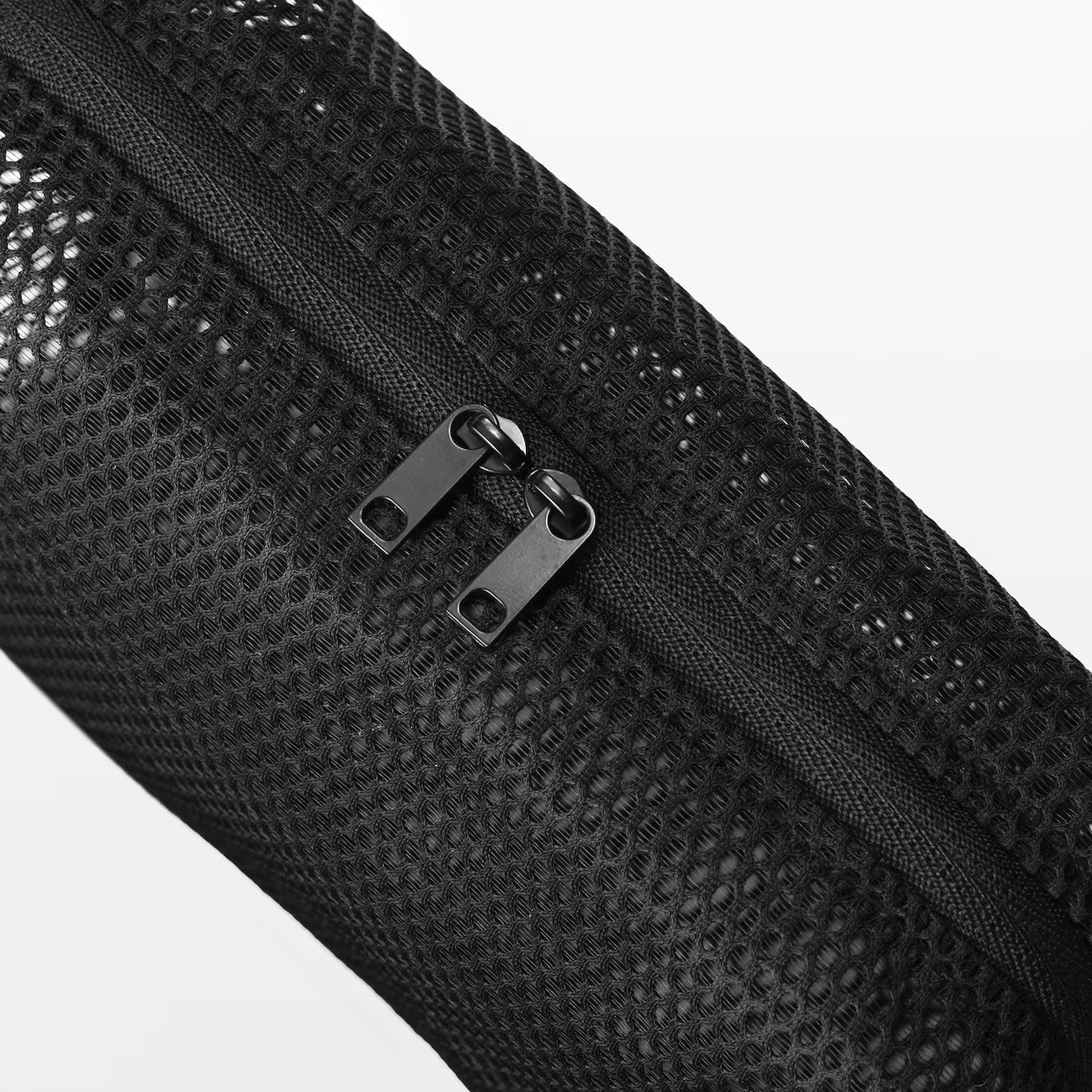 Muji 3D Mesh Small Item Organizer Pouch 190 × 125 × 60 mm