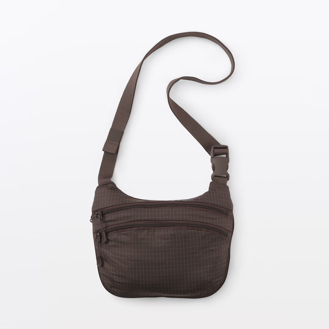 MUJI Water Repellent Lipstop Mini Shoulder Bag- 18 × 24 × 4 cm