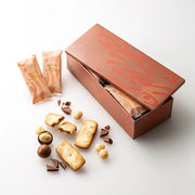 Yoku Moku Bateau de Macadamia Cookies — 16 Pieces