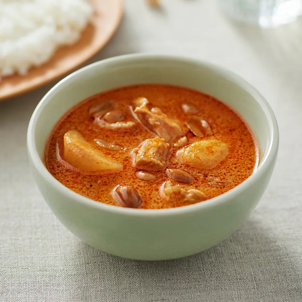 MUJI Global Curry Selection – Prawn Moily, Massaman, Yellow, Green & Mild Pork C