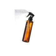 Oruna Organic Hair Water is a lightweight moisturizing mist designed to soften hair, improve manageability, and protect it from daily damage.