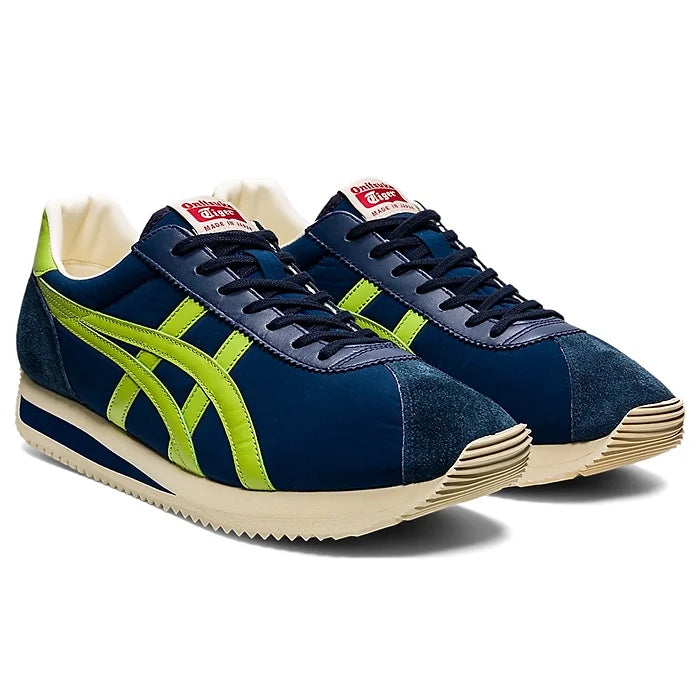 The MOAL 77 NM is a premium reissue inspired by Montreal II, one of the first jogging shoes released by Onitsuka Tiger in 1977.