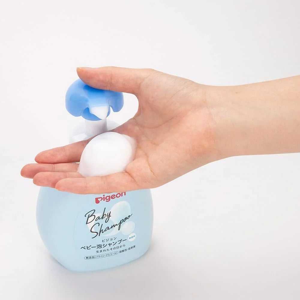 Pigeon Baby Foam Shampoo – Unscented (Blue Bottle, 11.8 fl oz / 350 ml)