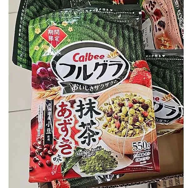 Calbee Frugra Matcha Azuki Flavor Granola – 550g (Limited Edition)