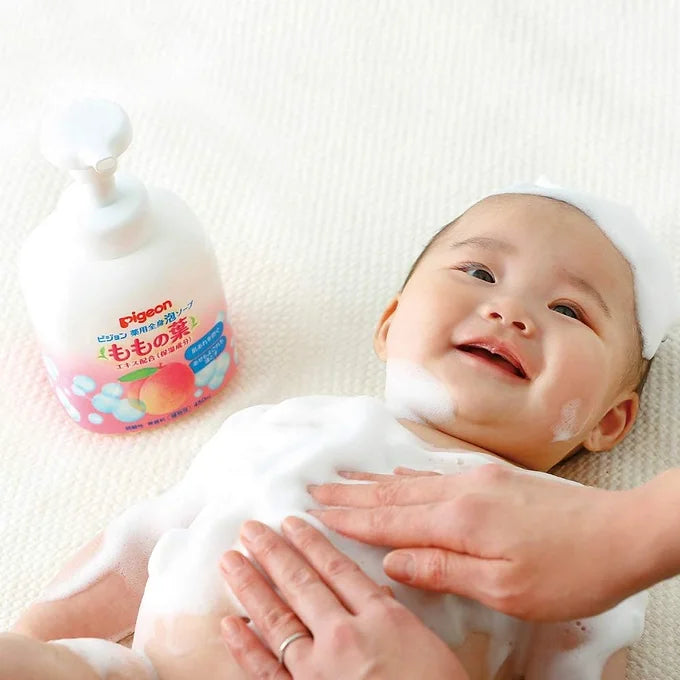 Pigeon Medicated Whole Body Foam Soap | 15.9 fl oz (450 ml) Peach