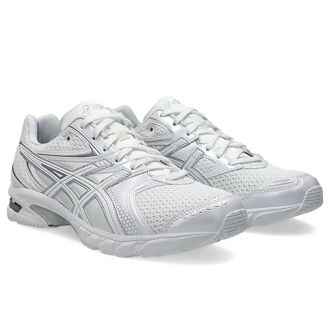 ASICS GEL-DS TRAINER 14 – Retro Running Style with Modern Comfort