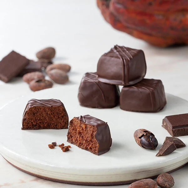 Yoku Moku Baked Chocolat Colombian Cacao – 3 Varieties, 12 Pieces
