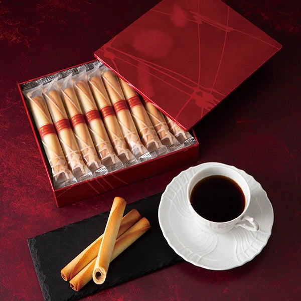 YOKU MOKU Cigare au Chocolat 18-Piece Cookie Set