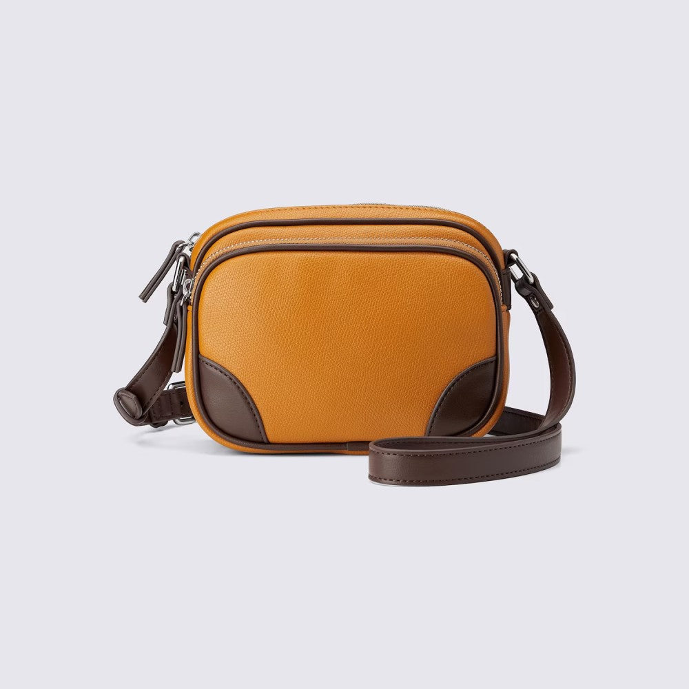GU Out-Pocket Mini Shoulder Bag CL 360893 Japan best brand  13.5×18×4cm