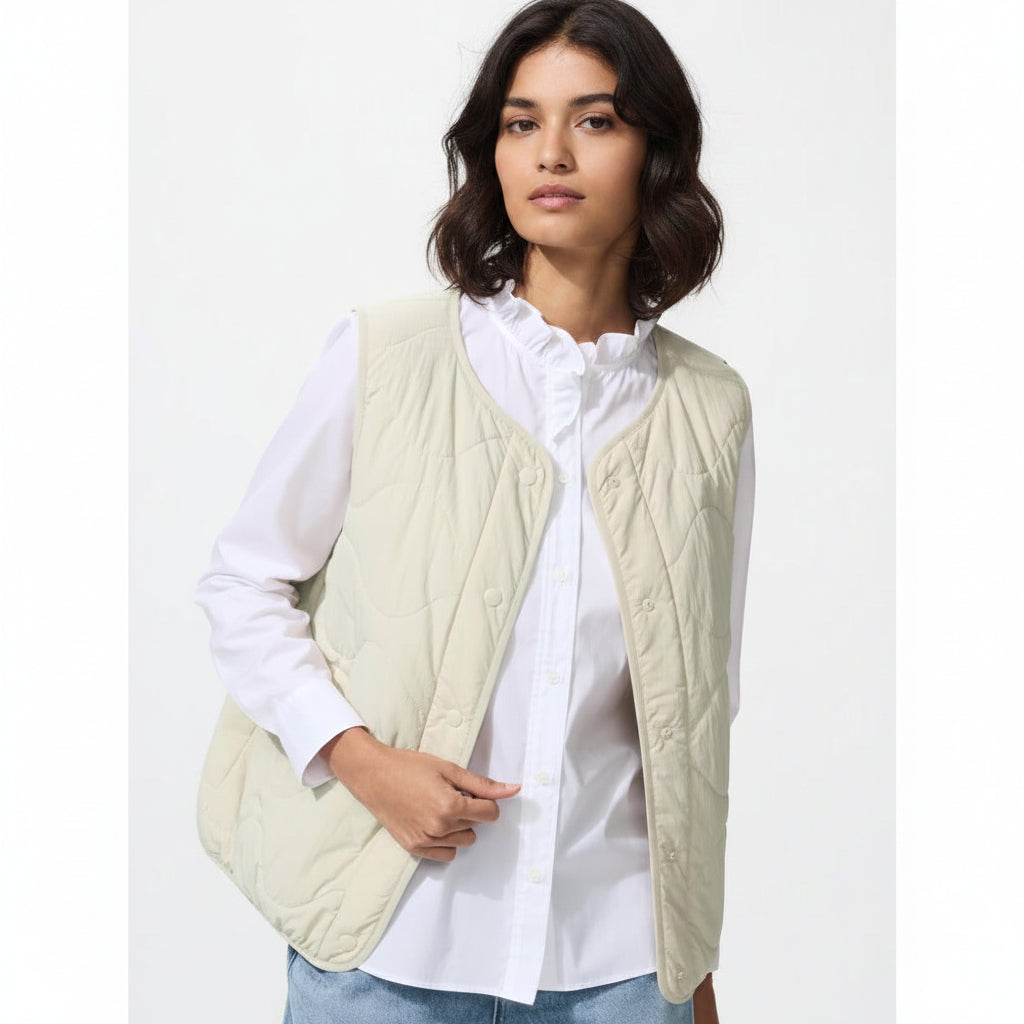 U Pufftech Vest 485241 Japan best brand