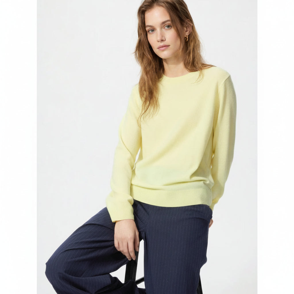 U Cashmere Crew Neck Sweater 485318 Japan best brand