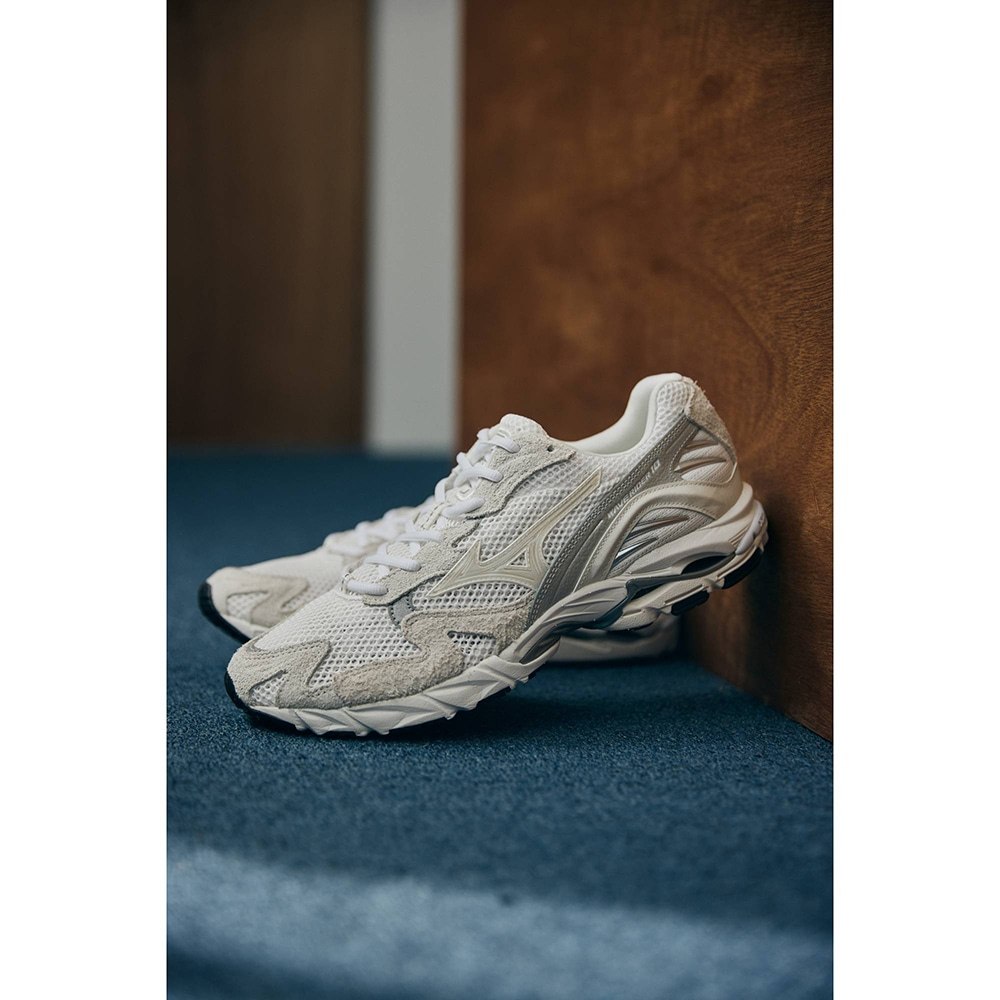 Mizuno D1GA2611 WAVE RIDER 10 Sneakers